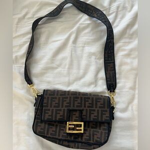 Crossbody bag